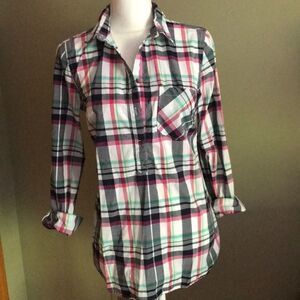 Summer Plaid Button Down! 